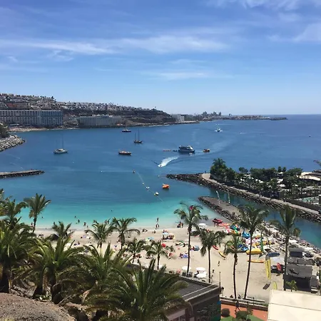 Atlantic Coast 'princely' - * Playa del Ingles (Gran Canaria)