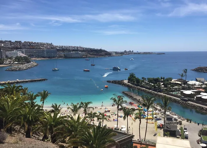 Atlantic Coast 'princely' - * Playa del Ingles (Gran Canaria)